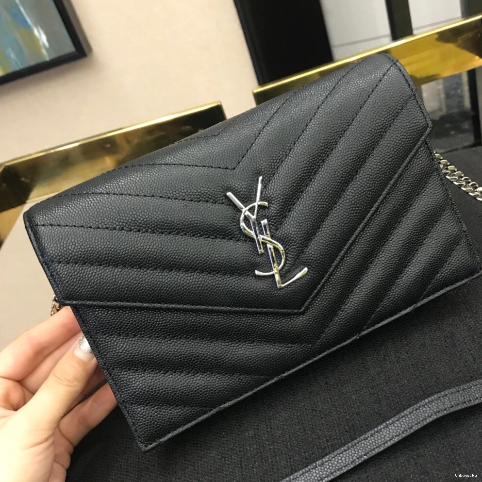 CHAIN MATELASSÉ YSL CASSANDRE WALLET 0813